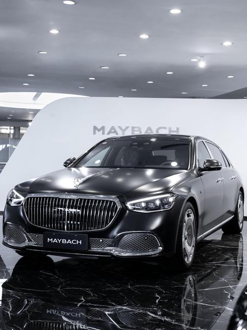 深圳82岚图汽车的售后服务让用户无忧出行，迈巴赫未来的豪华车趋势